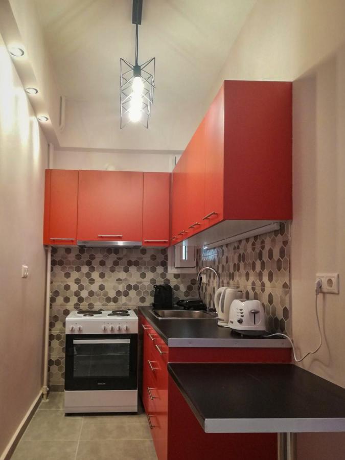 Stylish Modern Studio In The Heart Of Атина Екстериор снимка