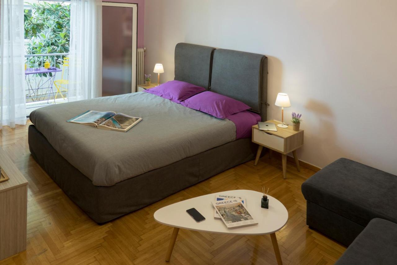 Stylish Modern Studio In The Heart Of Атина Екстериор снимка