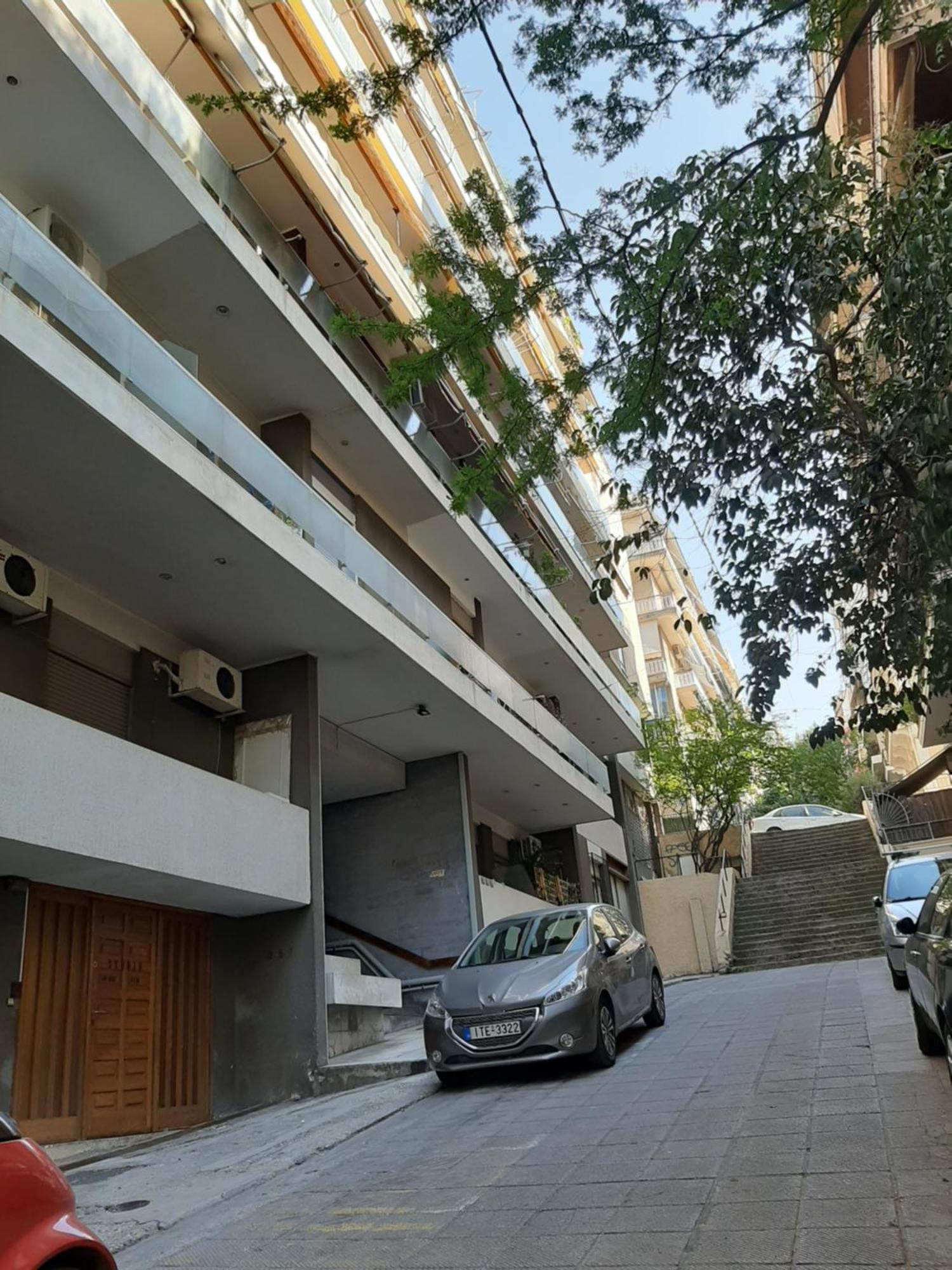 Stylish Modern Studio In The Heart Of Атина Екстериор снимка